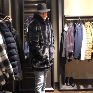 Meet your Posher, Ryan